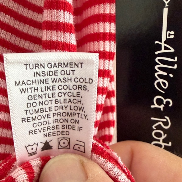 Allie & Rob Lace Trimmed Cold Shoulder Red Striped Tee Size L NWT - Picture 9 of 10